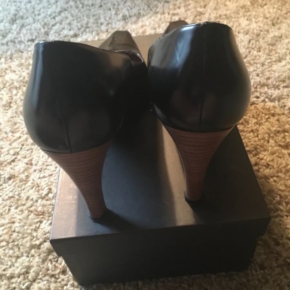 Gucci brown heel pumps sz 9B - Picture 4 of 8